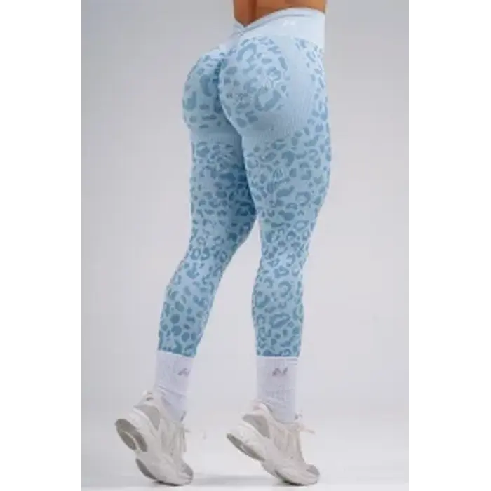 Компрессионные легинсы Nebbia Push-Up с леопардовым принтом PRIMAL Blue Leopard 849
