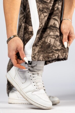 Штани Nebbia Oversized Sweatpants POWER Light Brown Camo 896