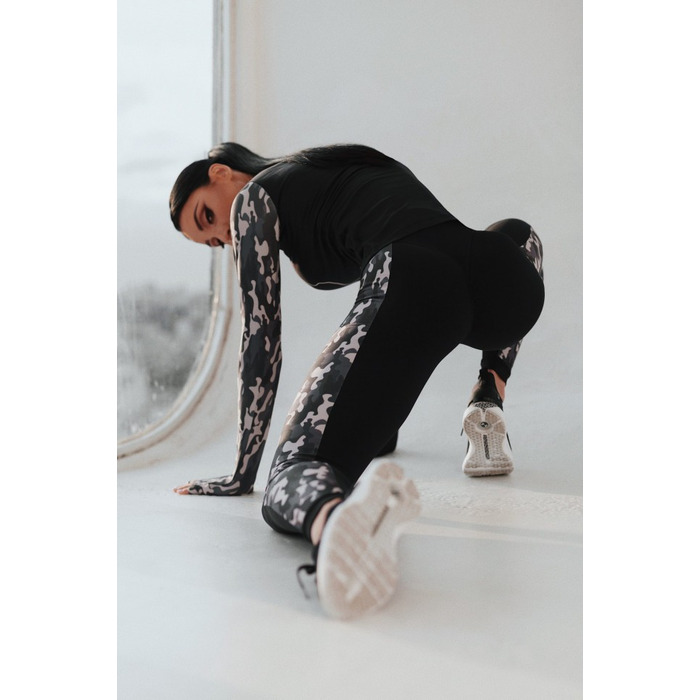 Спортивна кофта Fitzona Black Blouse With One Camuflace Sleeve