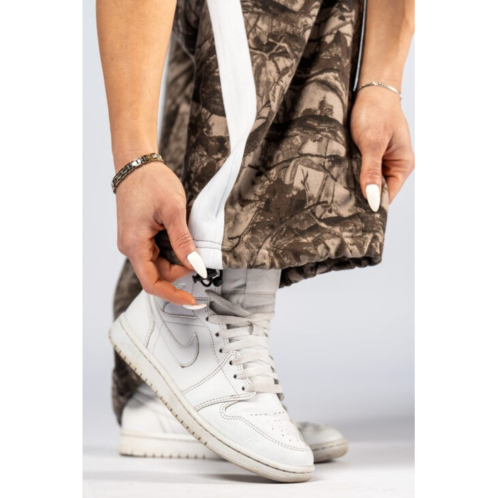 Штани Nebbia Oversized Sweatpants POWER Light Brown Camo 896