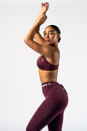 Топ Nebbia Medium-Support Sports Bra TWIST-KNOT Dark Red 423