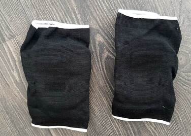 Наколінники для  POLE DANCE з чашкою