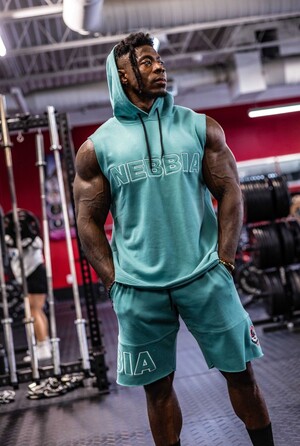 Безрукавка Nebbia Sleeveless Hoodie Sweatshirt IRON BEAST Green 710