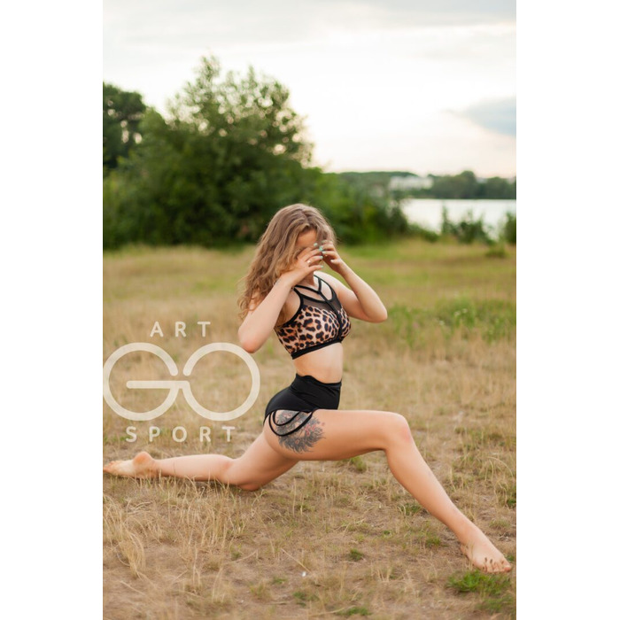 Asya & Spicy-P для полденса