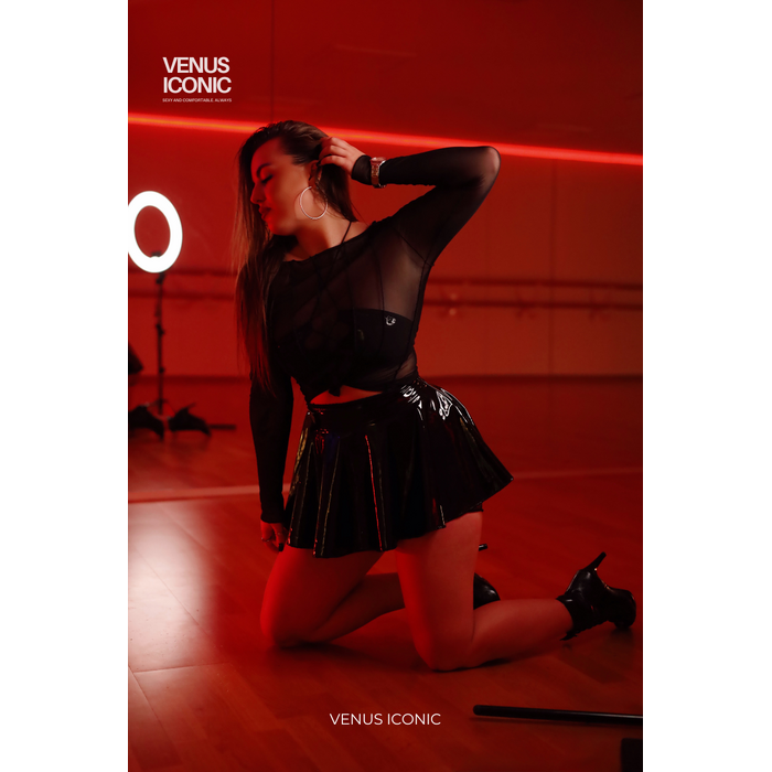 Комплект топ та спідниця Venus Iconic BELLE GLOSSY для pole dance