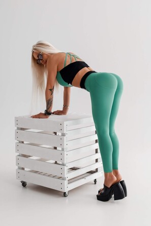 Топ High-Impact Padded Sports Bra SIGNATURE Green 472